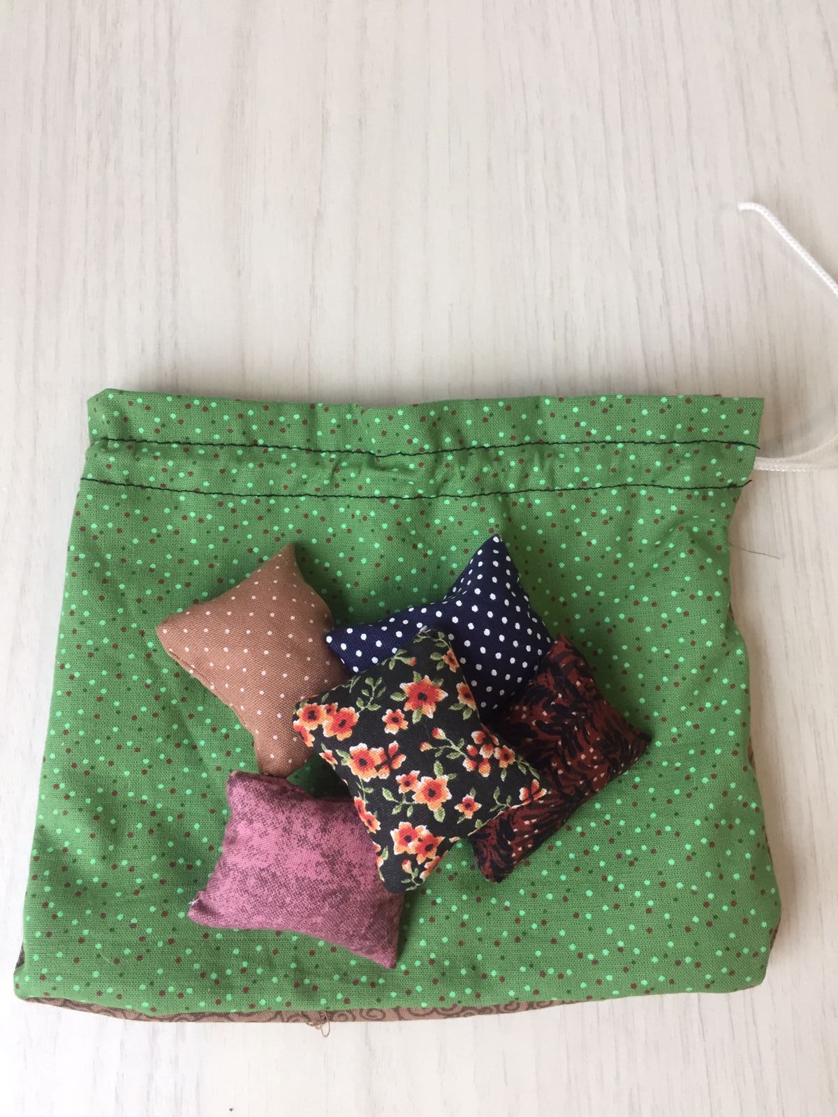 Jogo 5 marias - 5 unidades + saco.