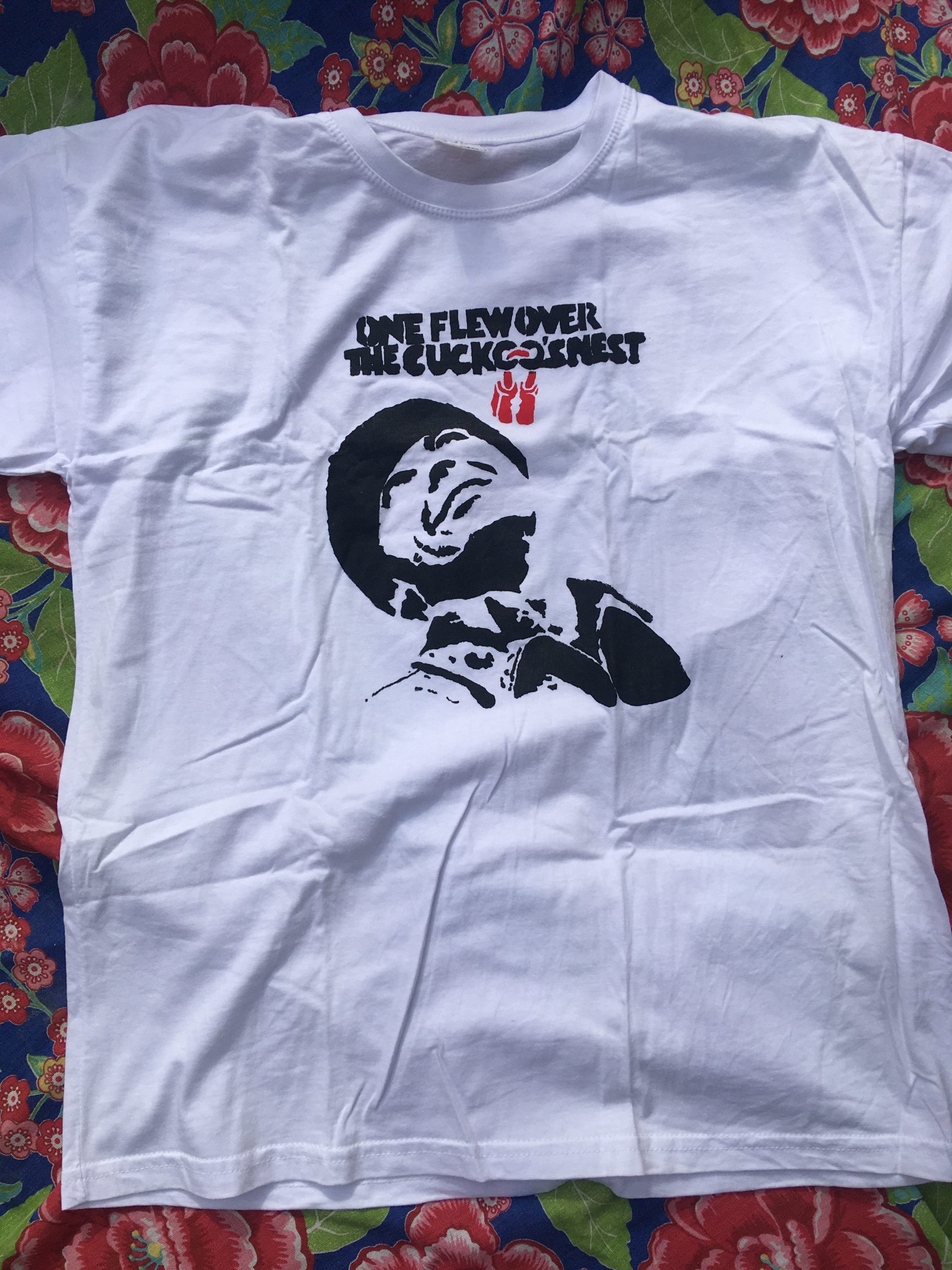 Camiseta Um Estranho no Ninho