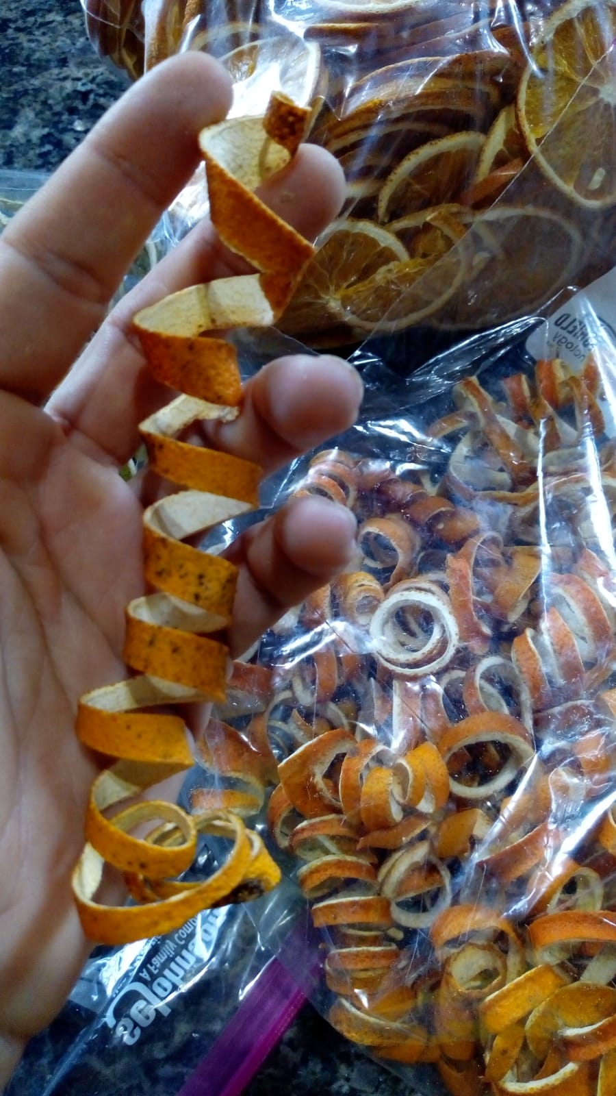 WhatsApp Image 2023-09-09 at 1.27.28 AM Citricus party desidratados 60g