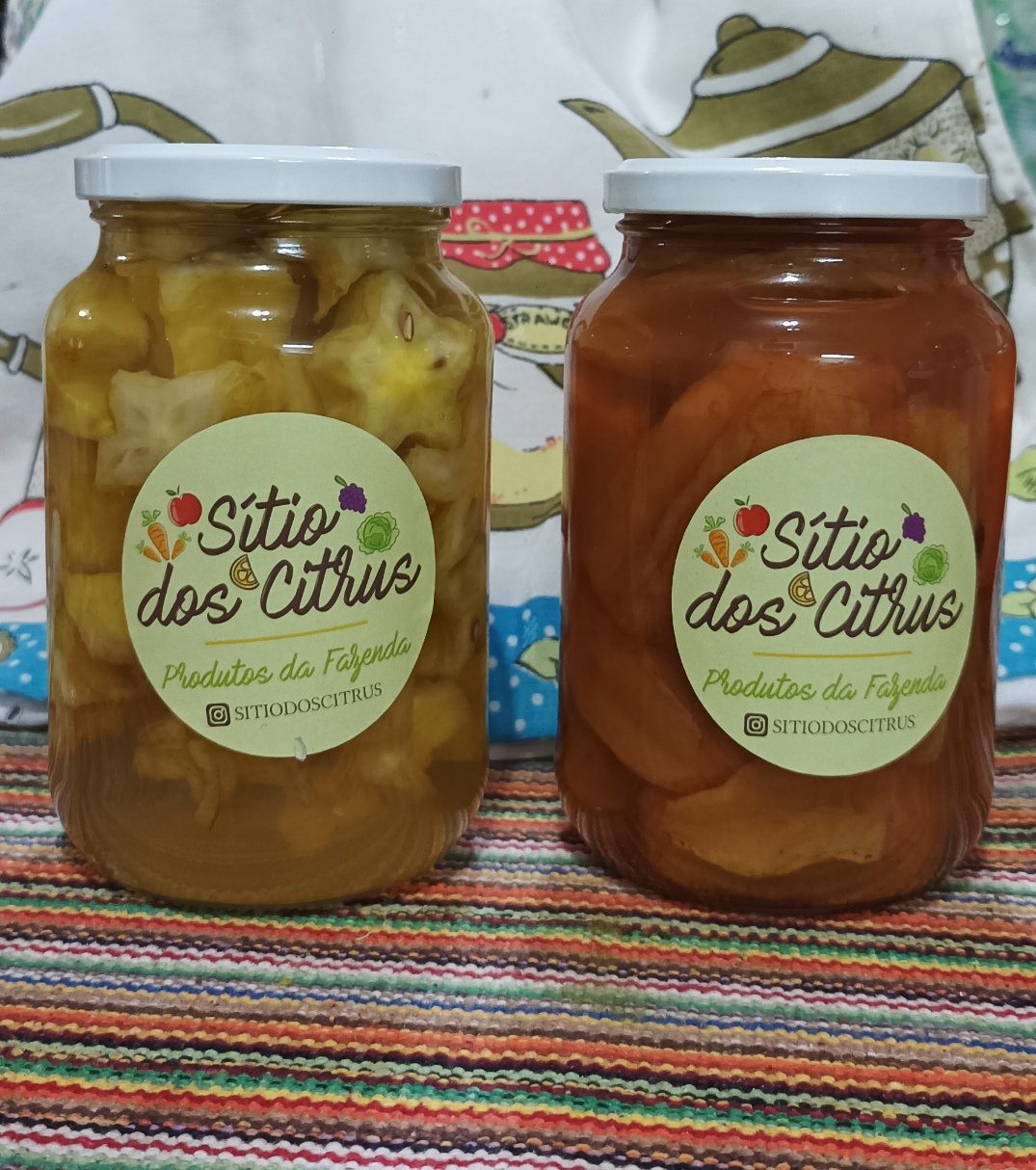 Compota de carambola inteiras com especiarias  650