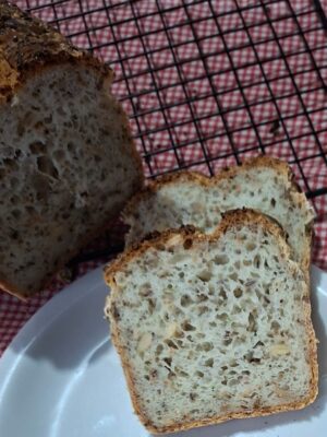 Pão de forma Mix de sementes sem Glúten e Vegano- 700gramas em média
