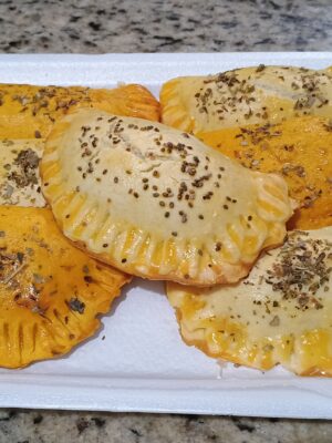 IMG_20251003_233231728 Pastéis Assados - Massa de Moranga e Aipim (6 unidades)