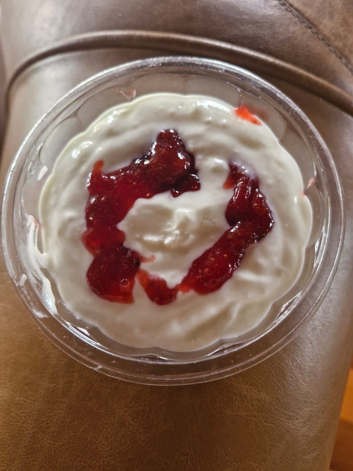 Iogurte de Leite de ovelha (com morango) - 140g