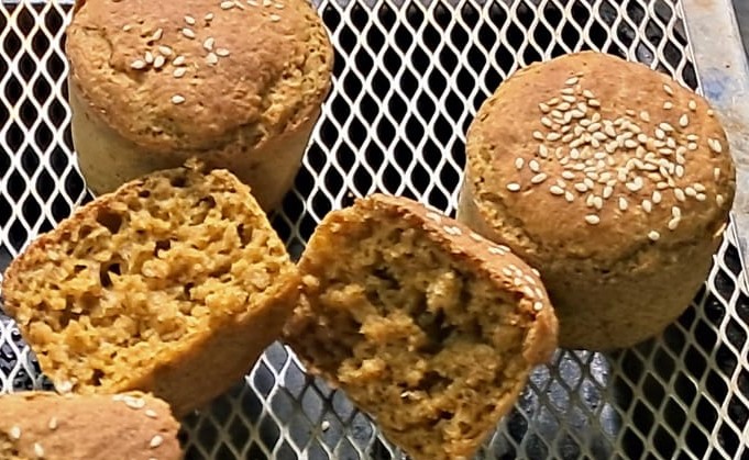 Mini pão de cenoura-unidade