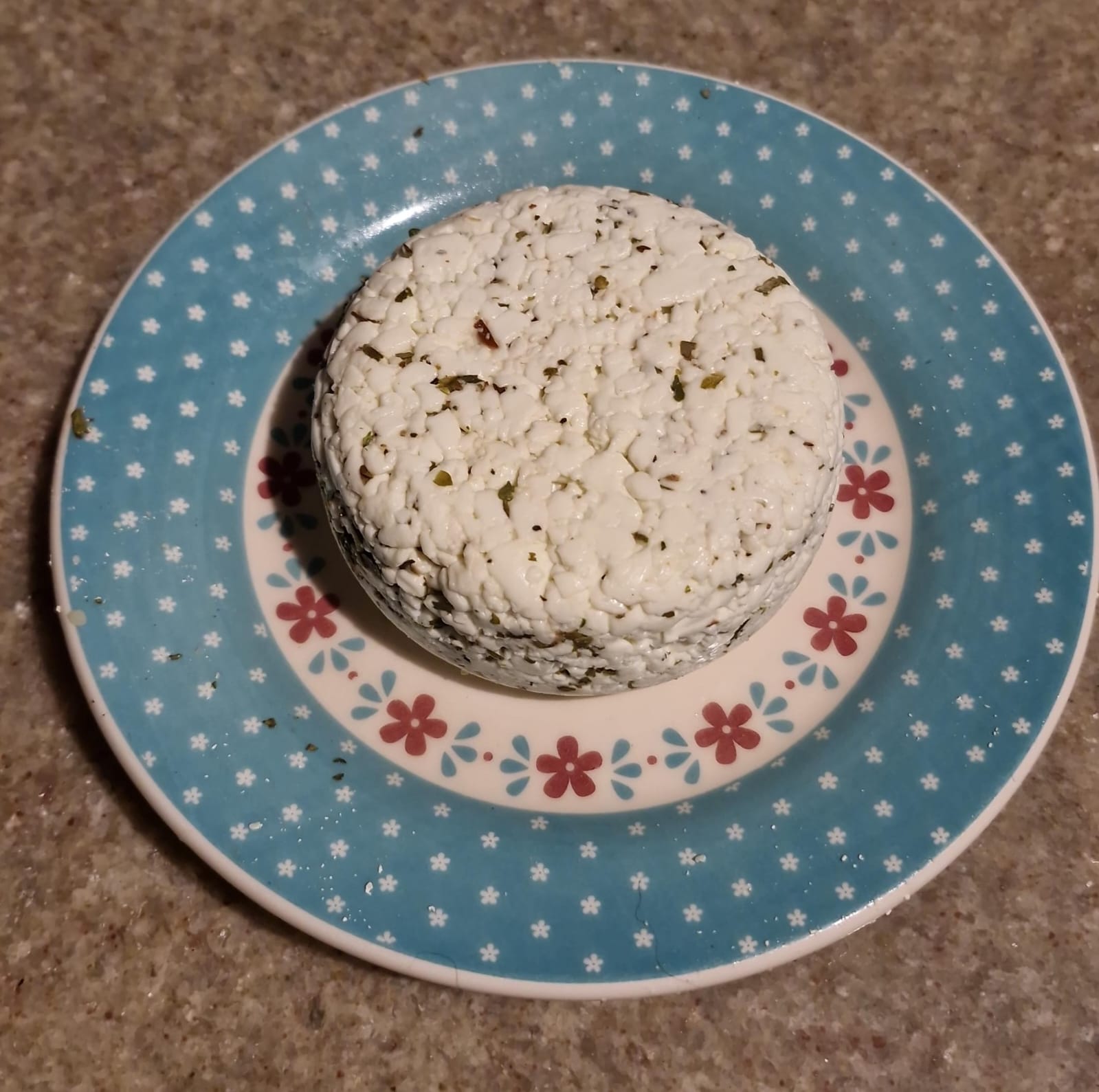 Queijo Frescal de Leite de Ovelha (com orégano) - em média 230g