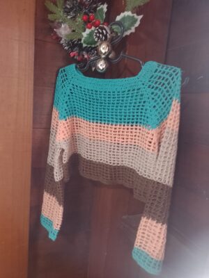 Blusa em crochê tela