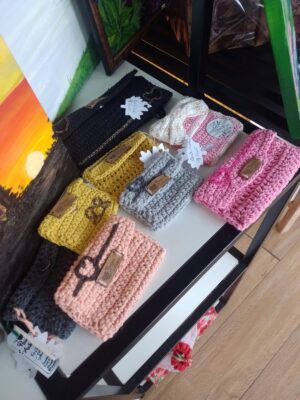 Niqueleira/porta cartão em crochê