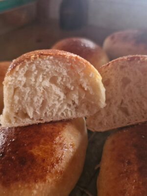 Pão de Leite (Bisnaguinha) - 4 unidades (90g cada)
